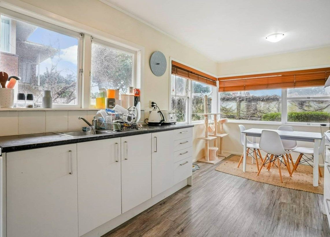 Convenient Takapuna Living – Close to Everything! 3
