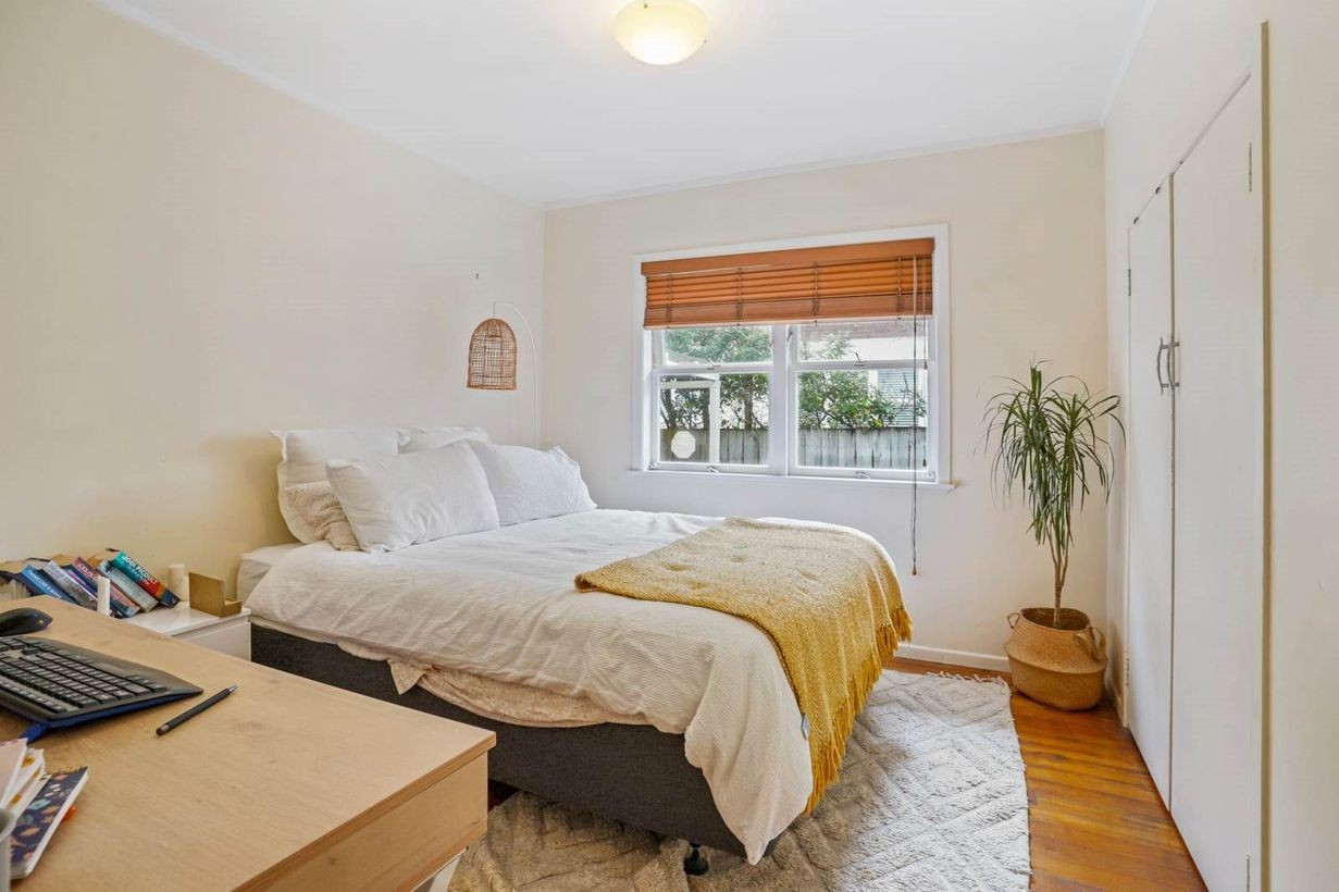 Convenient Takapuna Living – Close to Everything! 5